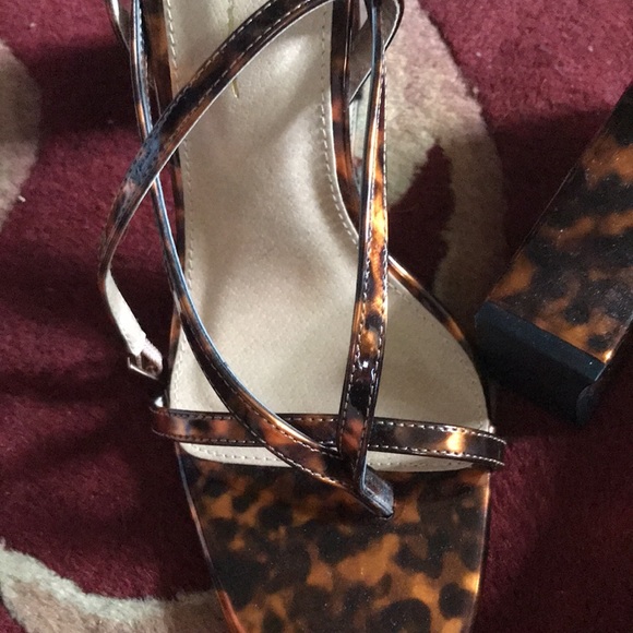 Weekend steal final price accepted 🤍 🤍 Stunning Sandles - Picture 2 of 8